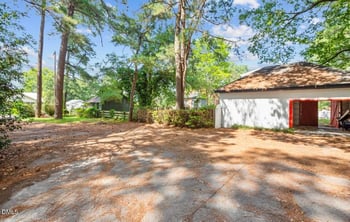 620 Falls Rd, Rocky Mount, NC 27804