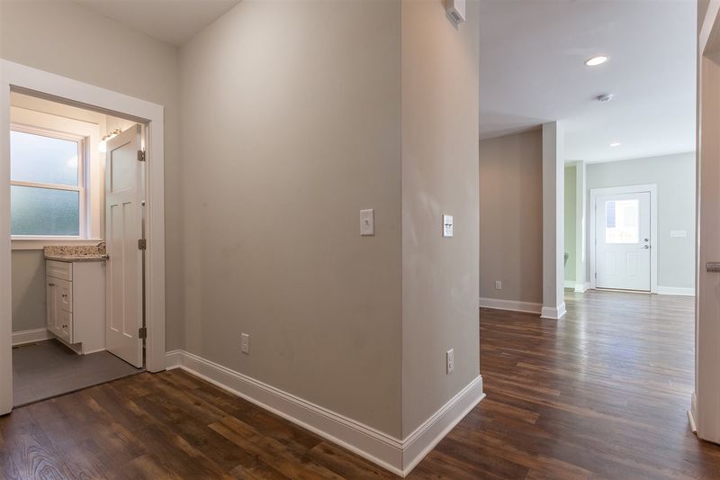 620 W Markham Ave, Durham, NC 27701