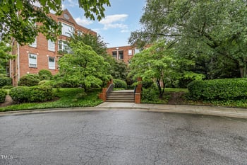 620 Martin Luther King Jr Blvd #302, Chapel Hill, NC 27514