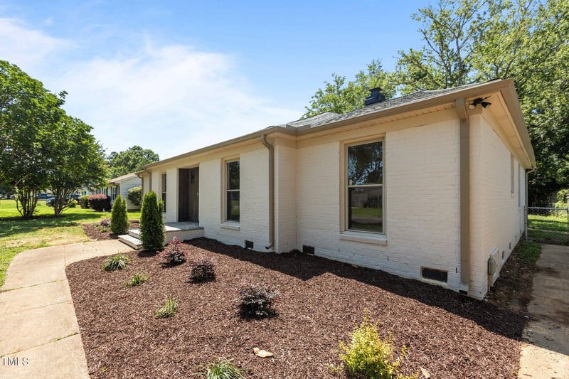 620 Red Carriage Ave, Durham, NC 27704