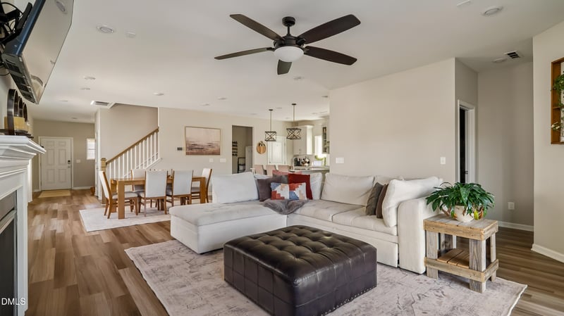 620 Sage Oak Ln, Holly Springs, NC 27540