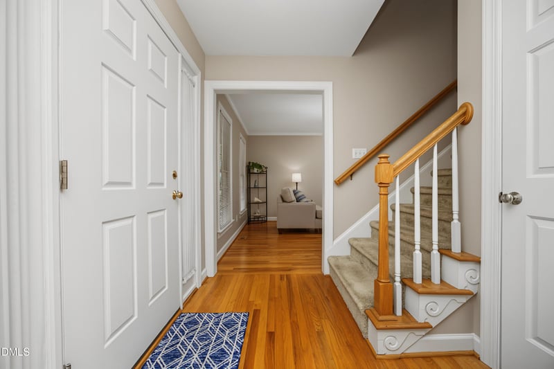 620 St Vincent Dr, Holly Springs, NC 27540