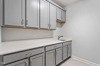 620 Stokley View Dr, Cary, NC 27518