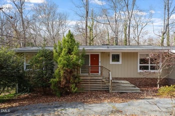 620 Sugarberry Rd, Chapel Hill, NC 27514