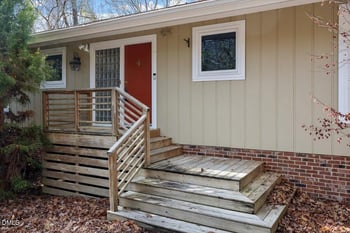 620 Sugarberry Rd, Chapel Hill, NC 27514