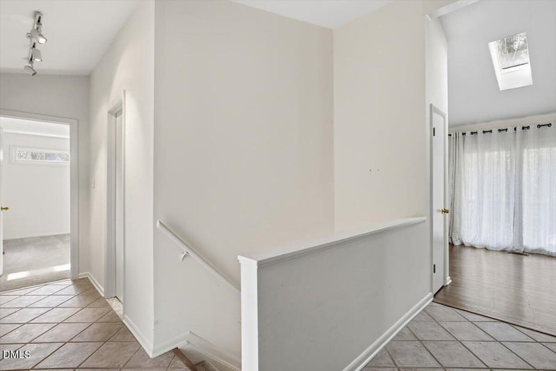 620 Sugarberry Rd, Chapel Hill, NC 27514