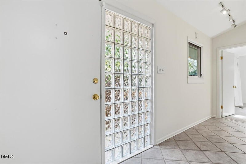 620 Sugarberry Rd, Chapel Hill, NC 27514