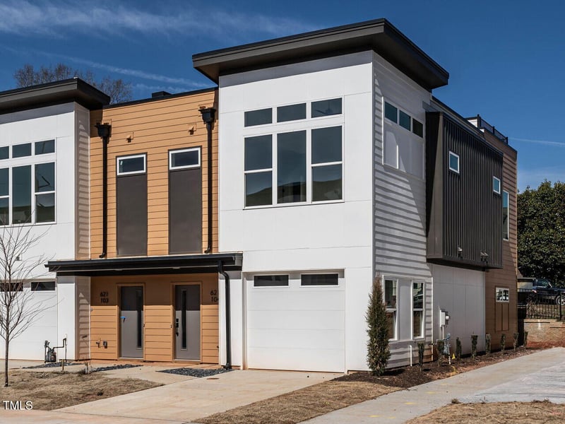 620 Walnut Heights Dr #101, Raleigh, NC 27610