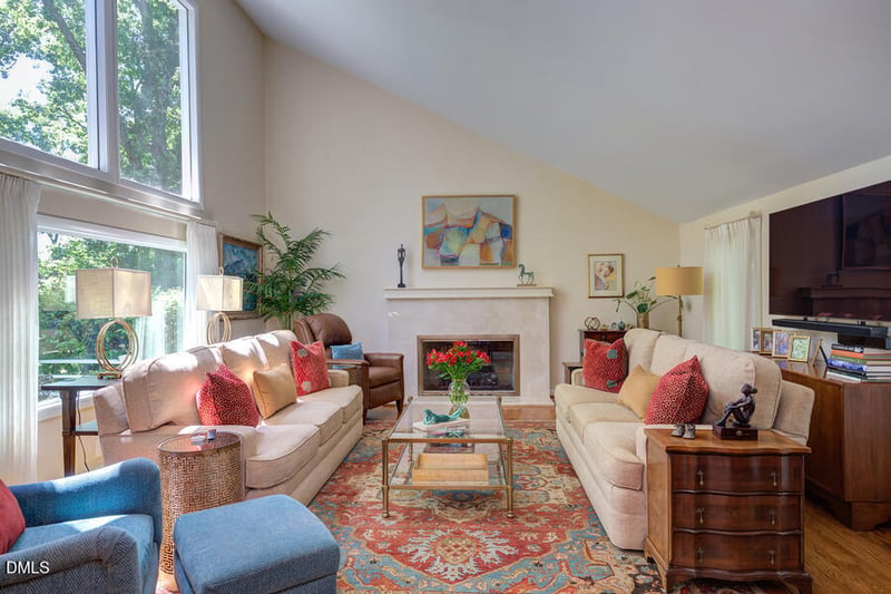620 Wells Ct, Chapel Hill, NC 27514