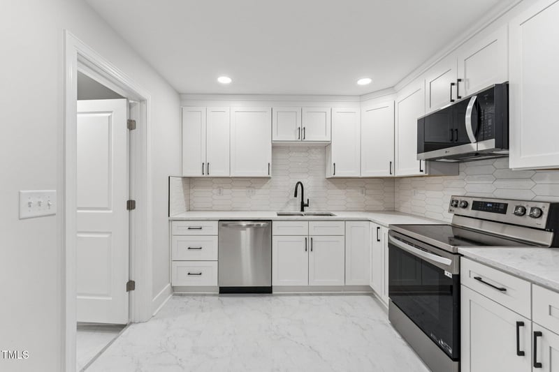 620 Wexford Dr, Raleigh, NC 27603