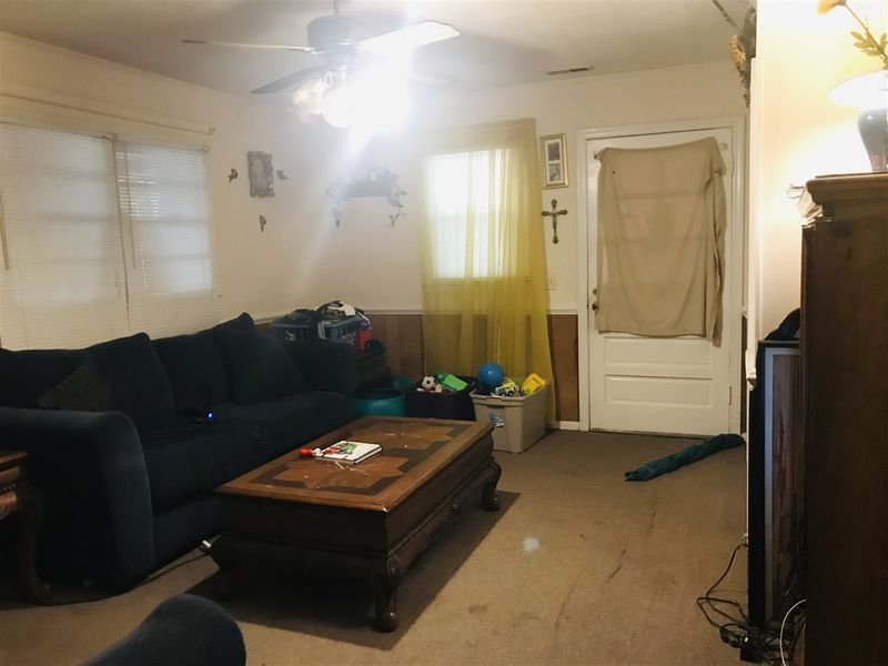 620 White St, Selma, NC 27576