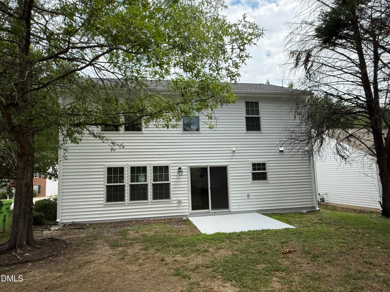 6200 Saybrooke Dr, Raleigh, NC 27604