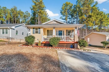 6201 Barrington Village Ln, Raleigh, NC 27610