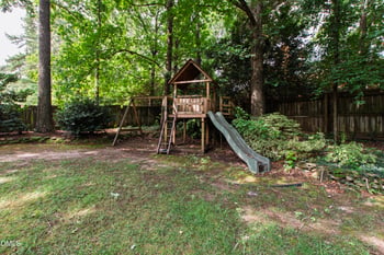 6201 Bramblewood Dr, Raleigh, NC 27612