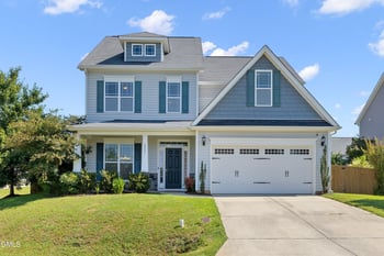 6201 Hirondelle Ct, Holly Springs, NC 27540