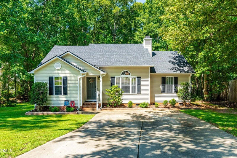 6201 Lilly Stream Ct, Willow Springs, NC 27592