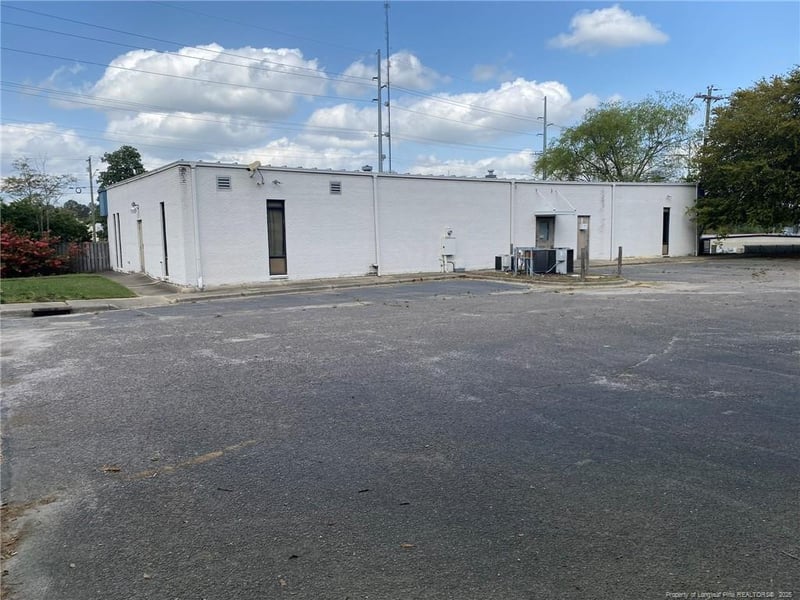 6201 Raeford Rd, Fayetteville, NC 28304