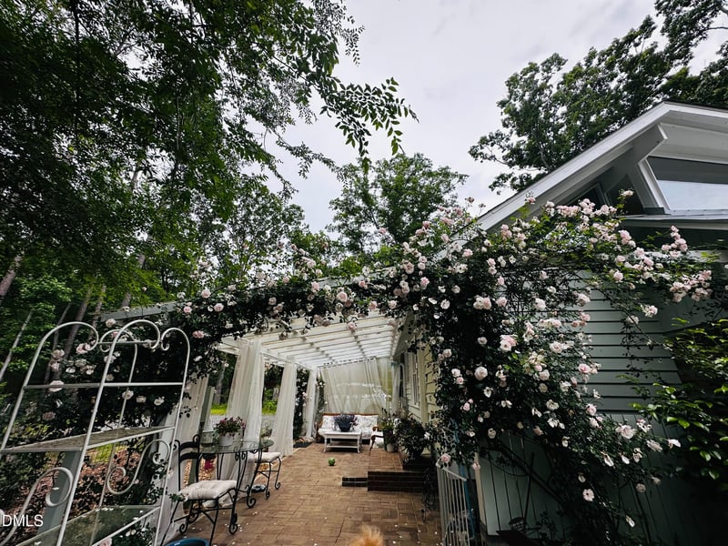 6202 Montgomery Estates Rd, Hillsborough, NC 27278