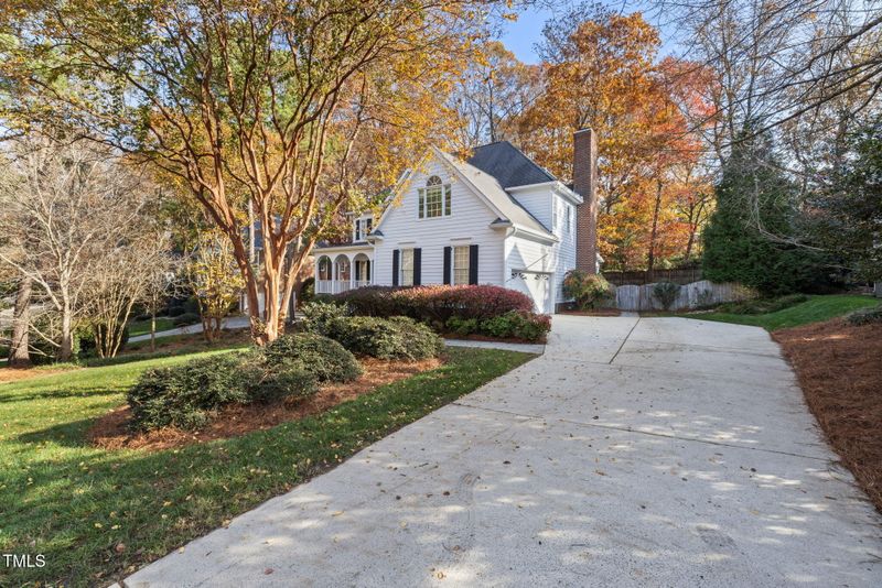 6204 Chatford Dr, Raleigh, NC 27612