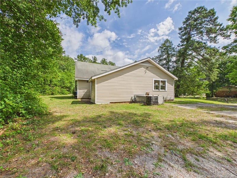 6204 Rannock Dr, Fayetteville, NC 28304