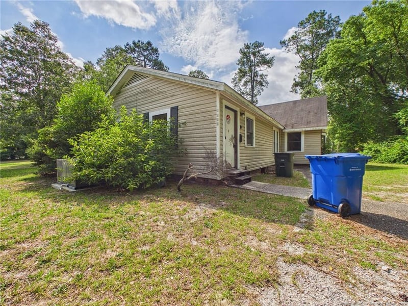 6204 Rannock Dr, Fayetteville, NC 28304