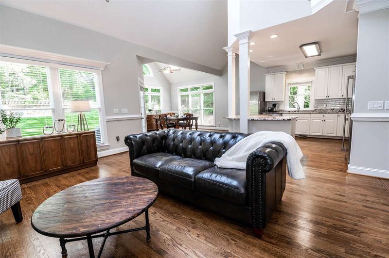 6204 Stoney Bluff Ct, Wake Forest, NC 27587