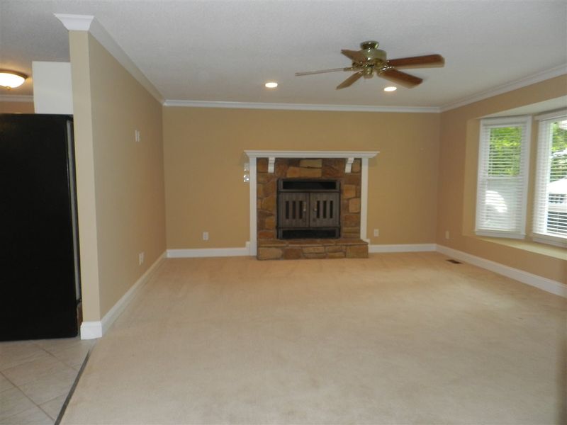6205 Garrett Rd, Raleigh, NC 27606