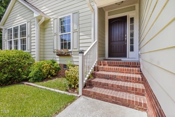 6205 Houndsman Ct, Raleigh, NC 27616