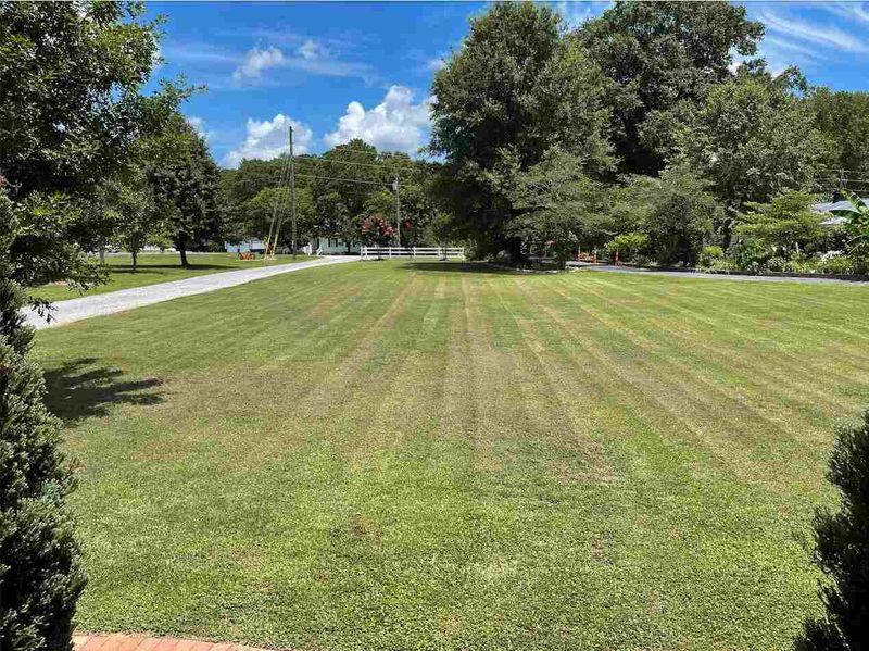 6205 Nc 39 Hw, Selma, NC 27576