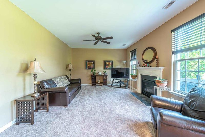 6205 Sparkling Brook Dr, Raleigh, NC 27616