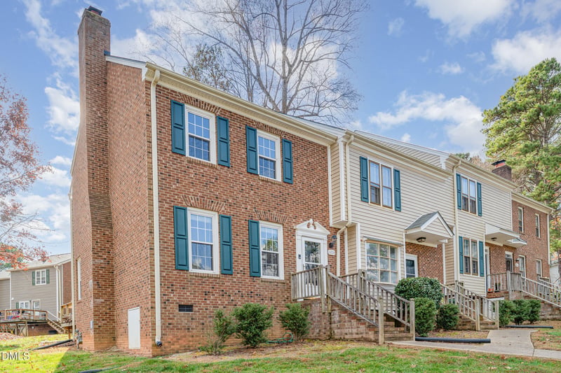 6205 Waterside Ln, Raleigh, NC 27613