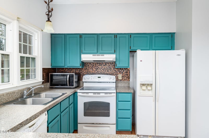 6205 Waterside Ln, Raleigh, NC 27613