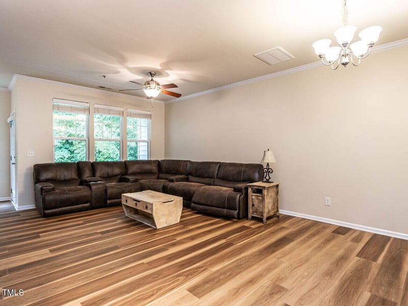 6206 Braidwood Ct, Raleigh, NC 27612