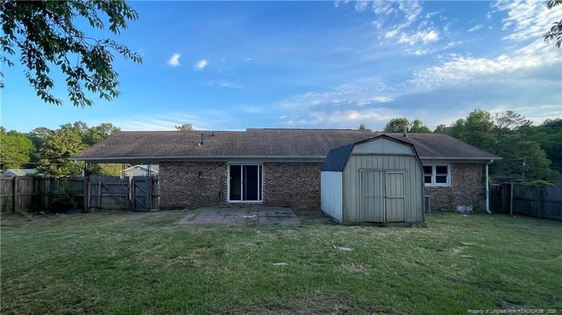 6206 Larue Ct, Fayetteville, NC 28303