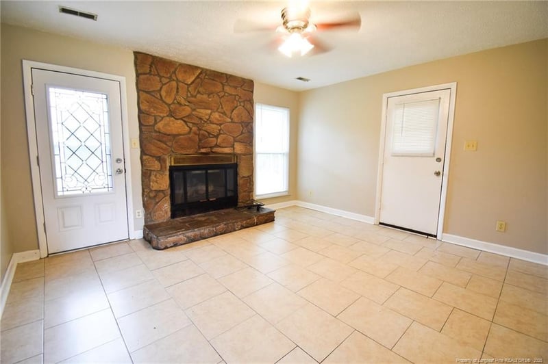 6208 Birchbrook Dr, Hope Mills, NC 28348