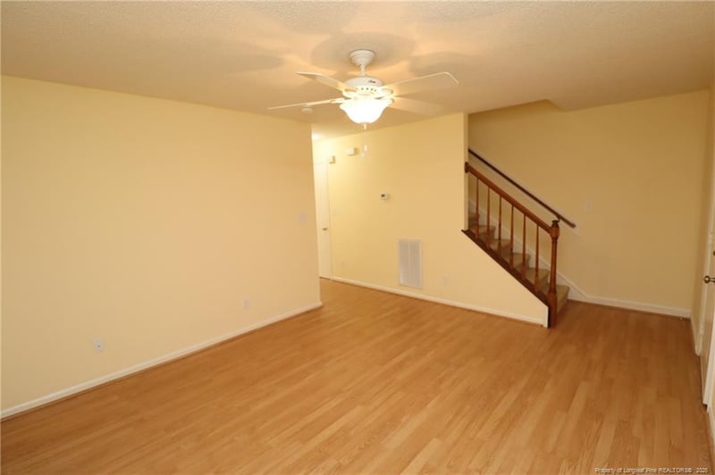 6208 Deerwood Pl, Raleigh, NC 27607