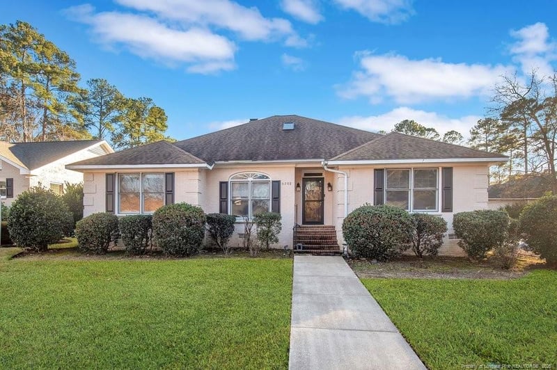 6208 Falkland Ct, Fayetteville, NC 28311