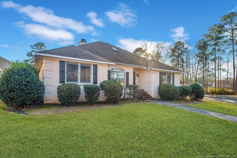 6208 Falkland Ct, Fayetteville, NC 28311