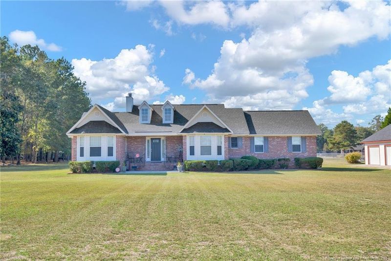 6208 King Hiram Rd, Hope Mills, NC 28348