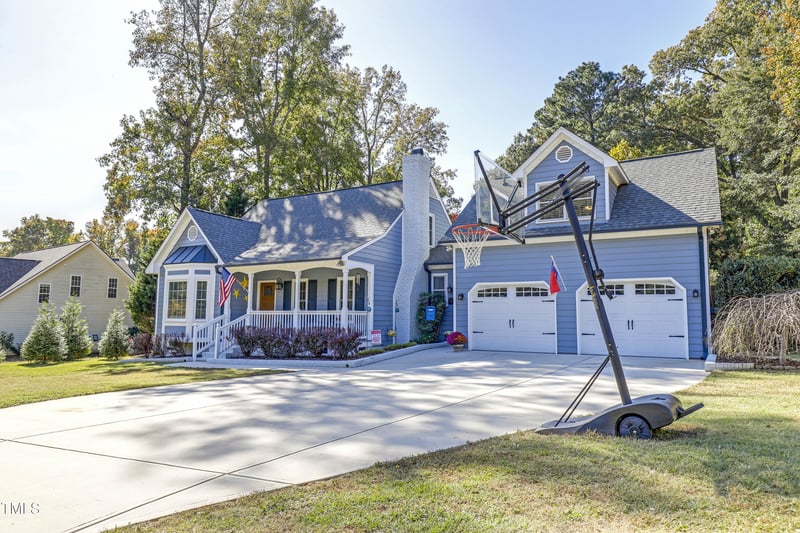 6208 Krandon Dr, Raleigh, NC 27603