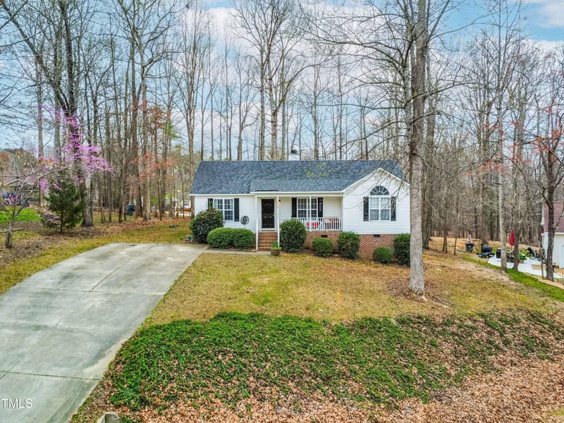 6208 Silver Spring Ct, Willow Springs, NC 27592