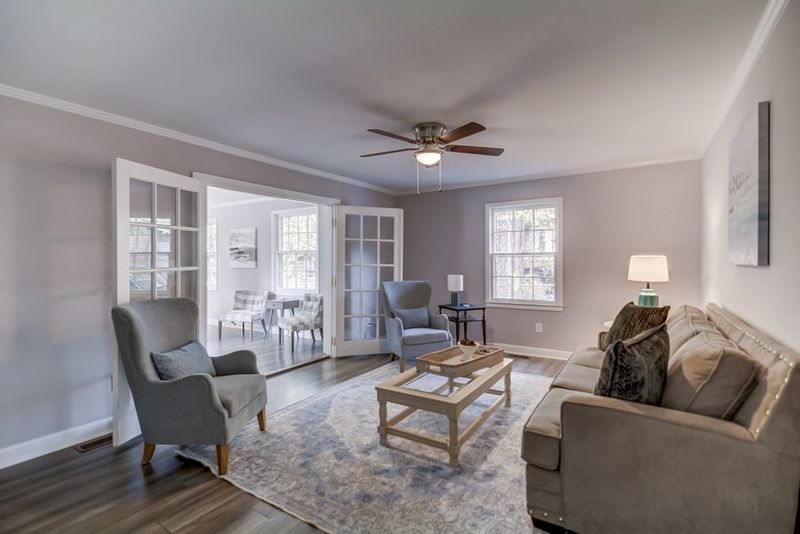 6209 Sandy Forks Rd, Raleigh, NC 27615