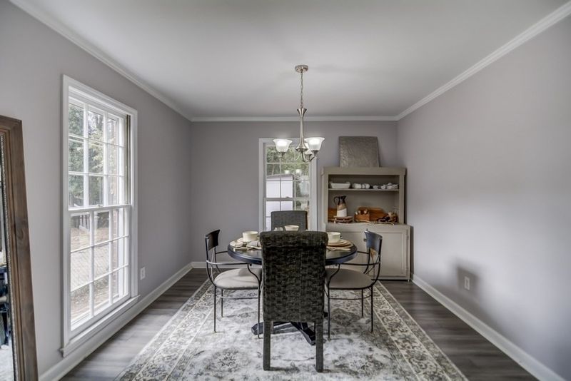 6209 Sandy Forks Rd, Raleigh, NC 27615