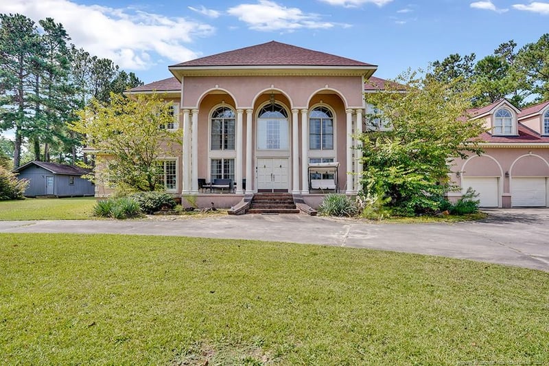 6209 Whitehall Dr, Fayetteville, NC 28303