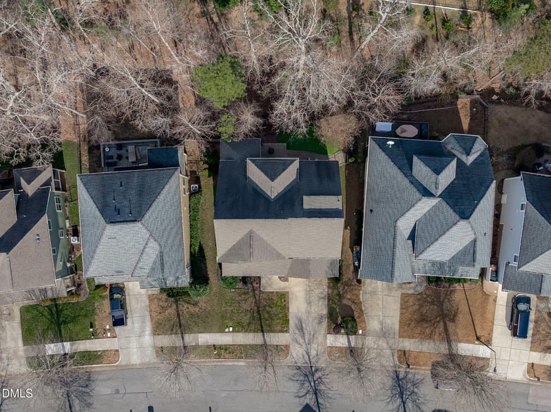 621 Ancient Oaks Dr, Holly Springs, NC 27540