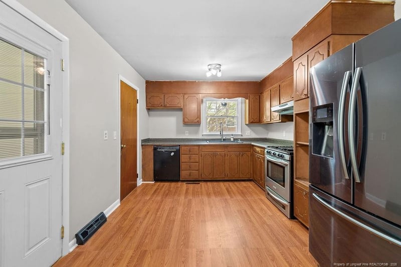 621 Ashboro St, Fayetteville, NC 28311