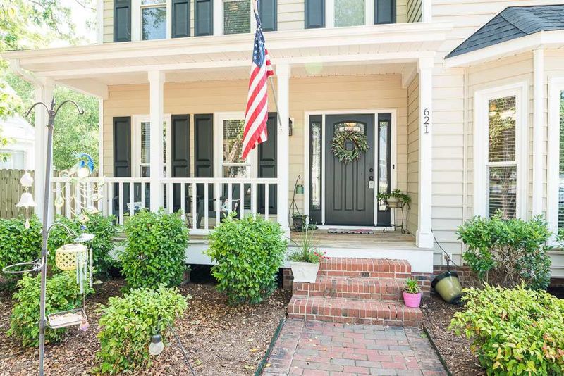 621 Commander Dr, Wendell, NC 27591