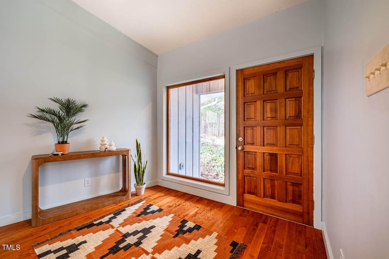 621 Damascus Church Rd, Chapel Hill, NC 27516