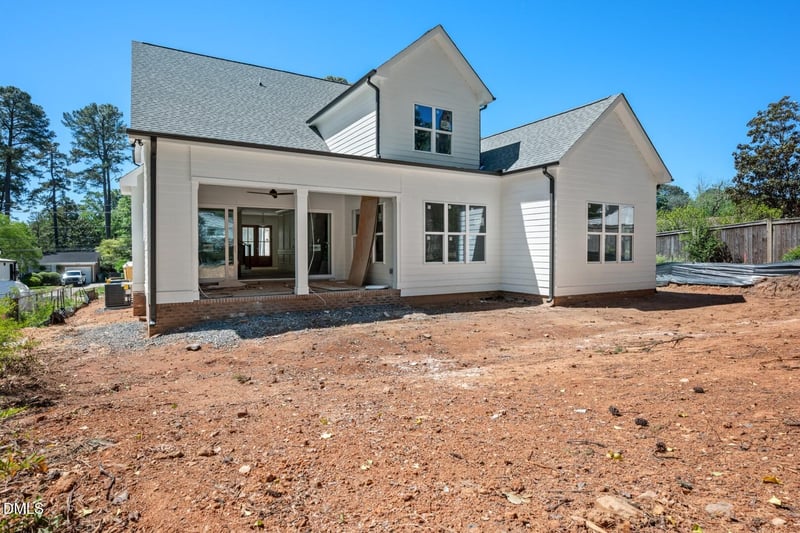 621 Duke Dr, Raleigh, NC 27609