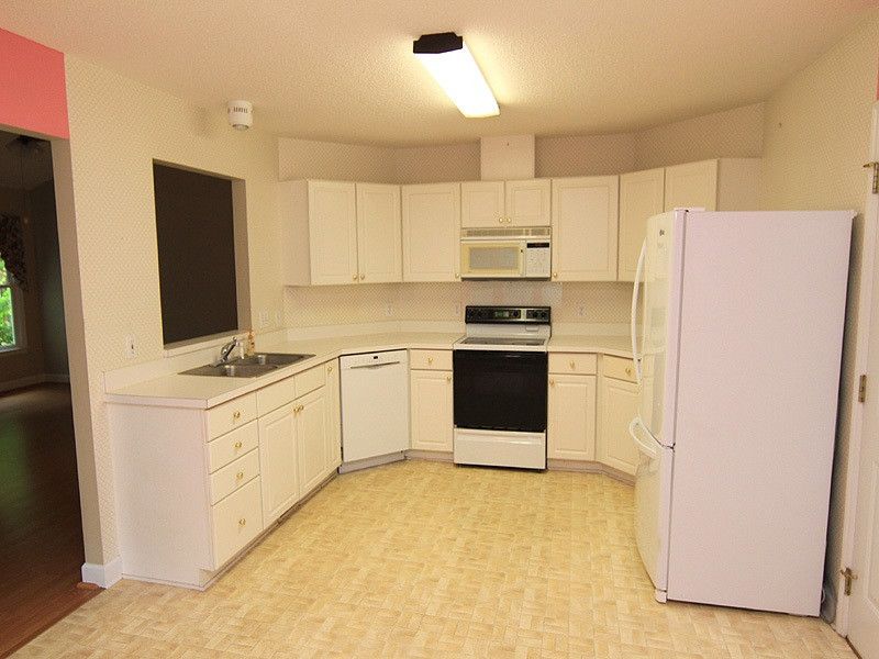 621 W Dunpatrick Pl, Wake Forest, NC 27587